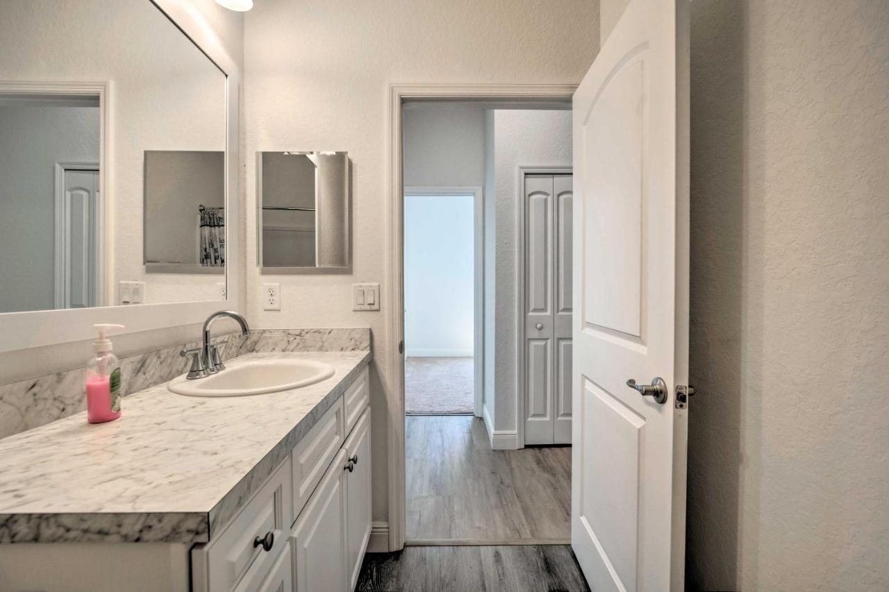 Sleek Tavares Condo 3 Miles To Downtown Exteriör bild