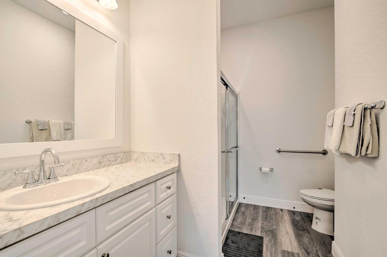 Sleek Tavares Condo 3 Miles To Downtown Exteriör bild