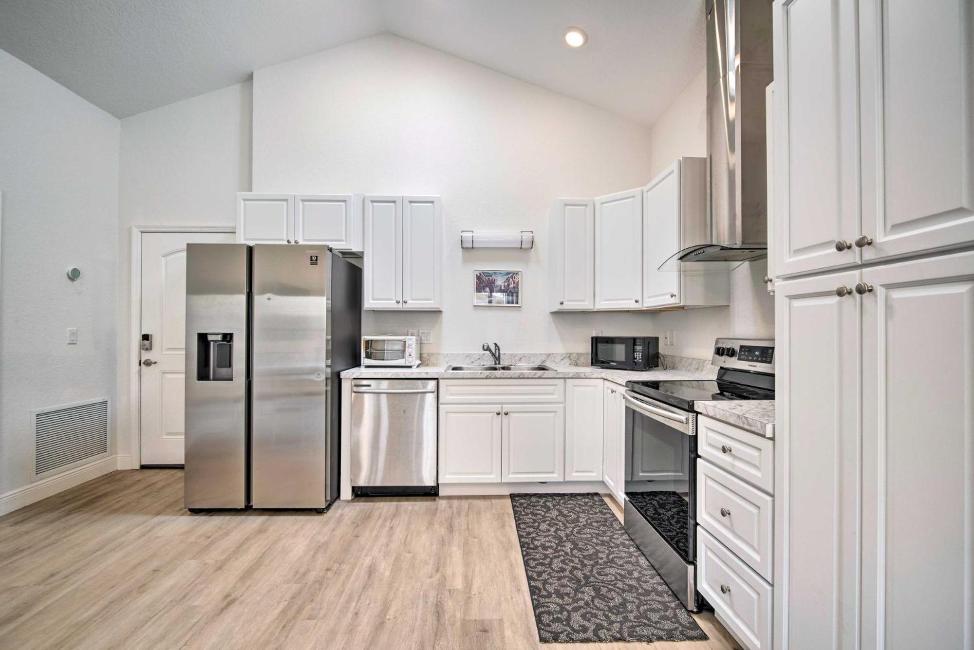 Sleek Tavares Condo 3 Miles To Downtown Exteriör bild